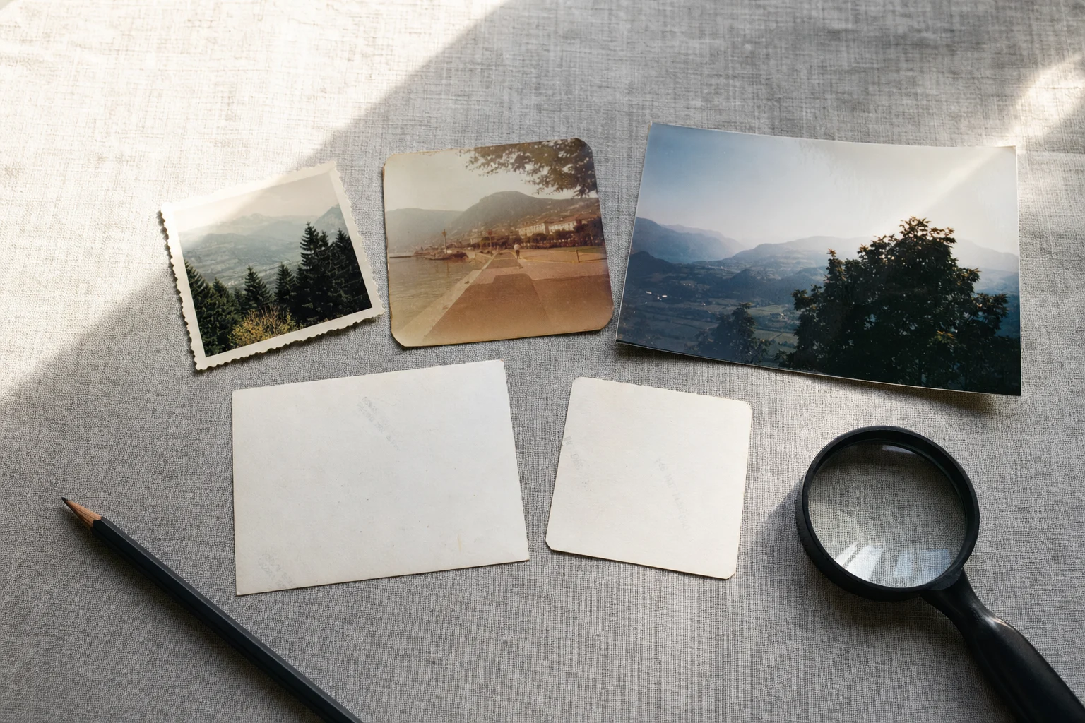 Alte Fotos datieren: Alter an Papier, Rand und Format erkennen